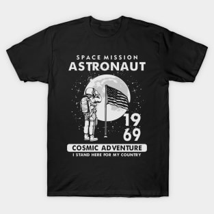 ASTRONAUT AND AMERICAN FLAG T-Shirt